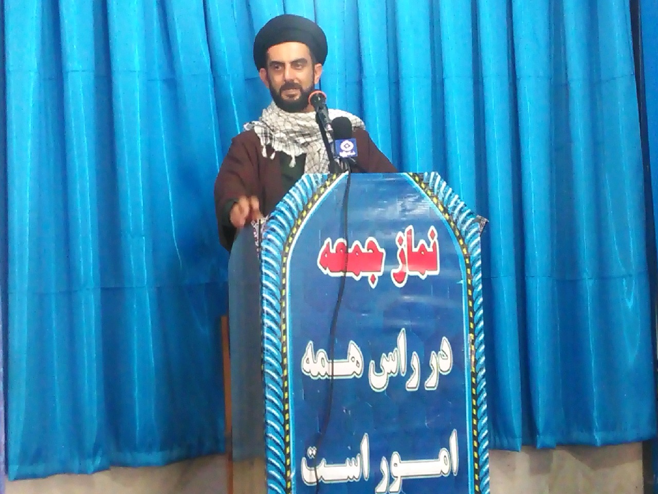 تحقق اقتصاد مقاومتی با رونق تولید تحقق اقتصاد مقاومتی با رونق تولید