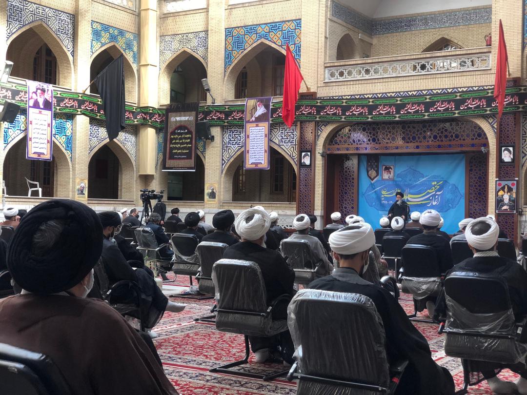 تاکید بر تجهیز حوزه به  شبکه فناوری نوین