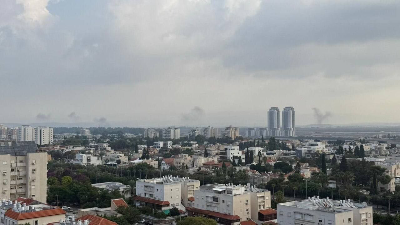 به بالا نگاه کنید