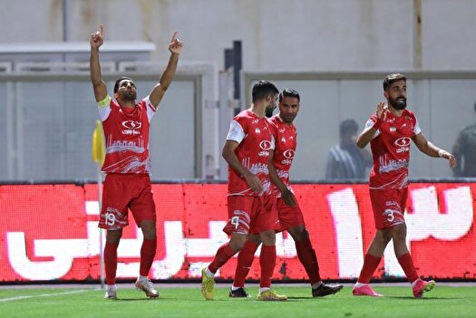 عبور پرسپولیس از سد گل گهر در سیرجان