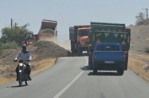 اصلاح نقطه حادثه خیز با کمک کامیون داران توکهور و هشتبندی