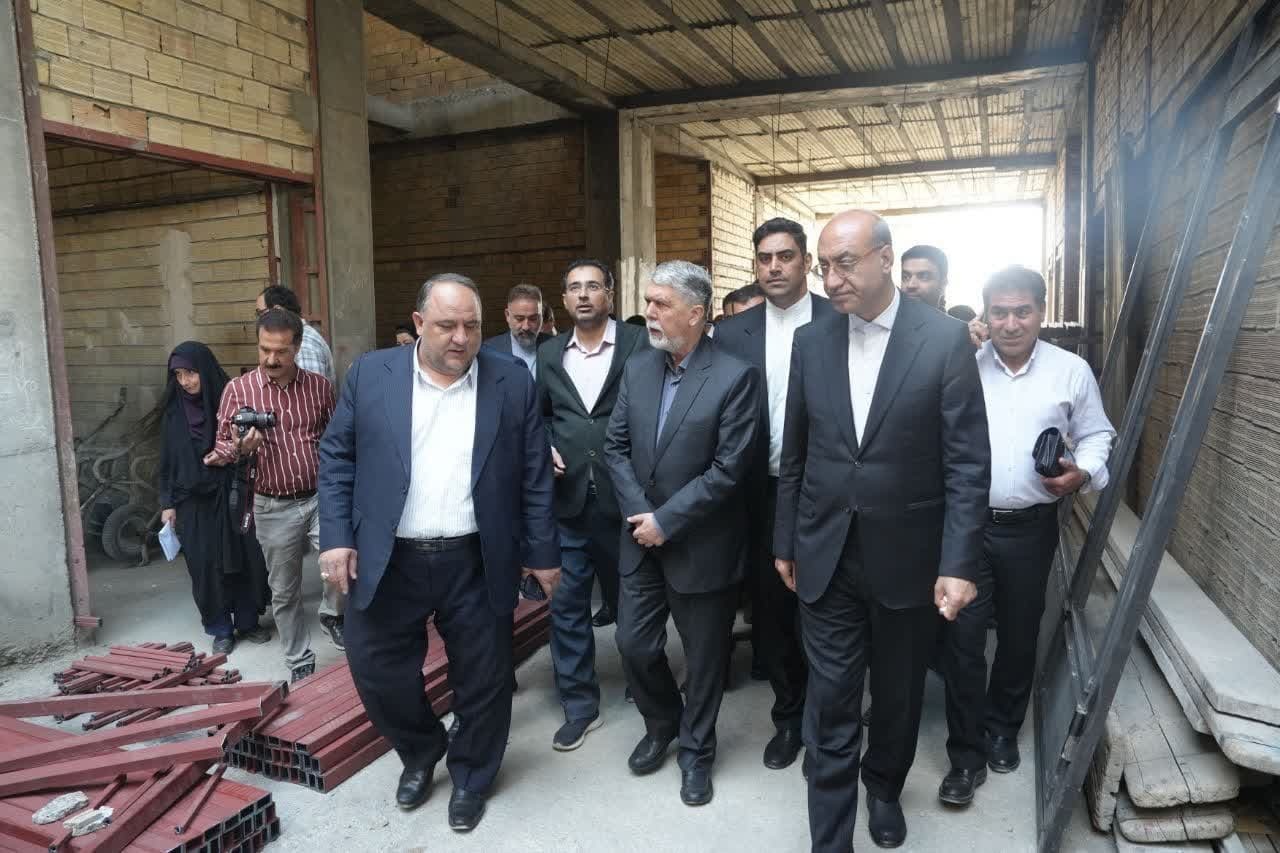بازدید وزیر فرهنگ از پروژه کتابخانه مرکزی کرمانشاه