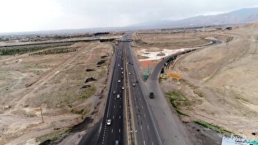 بهسازی ۸۰ درصد آسفالت آزادراه اصفهان -کاشان