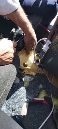 کشف مواد مخدر از جعبه دنده یک خودرو در دوغارون