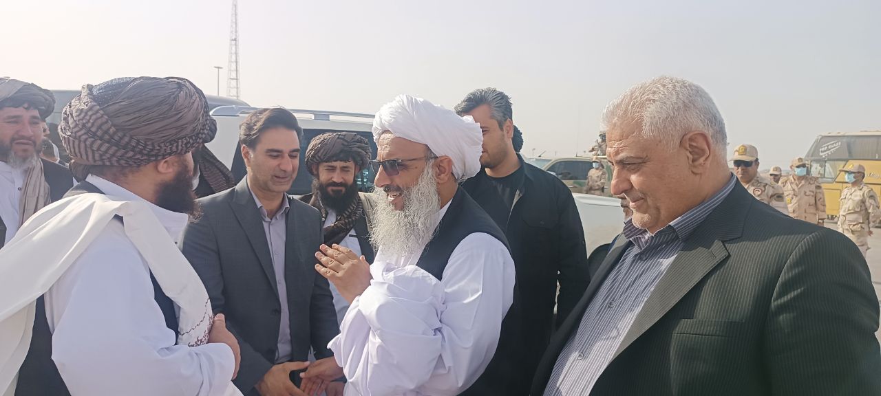 والی هرات افغانستان ایران را ترک کرد