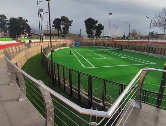 متروک ماندن ورزشگاه تنیس و پدل شهرقدس متروک ماندن ورزشگاه تنیس و پدل شهرقدس